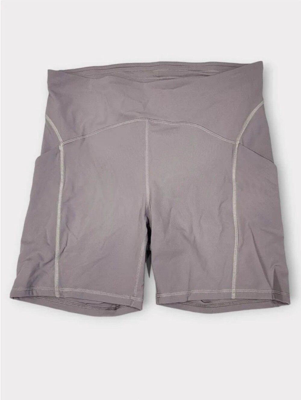 Size 12 - Lululemon Power Thru High-Rise Short 6*
